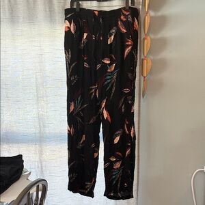Torrid Black Leaf Print Pants